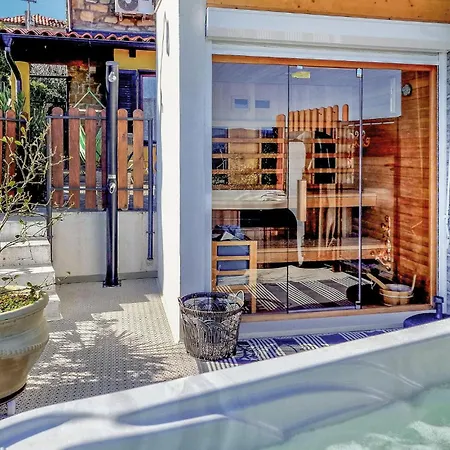 Holiday home Stunning In With Sauna *